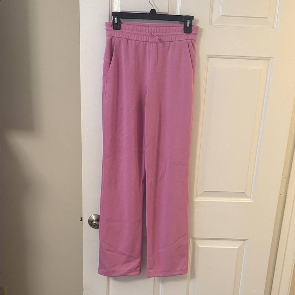 Lululemon high rise soft stream sweatpants